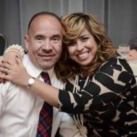 Meet your Posher, Lori - Picture 1 of 1